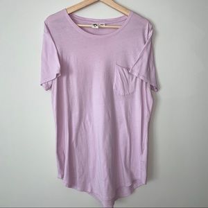 Urban Outfitters Men’s Curve Hem T-Shirt